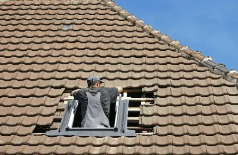 Pose de velux - Villeneuve-de-Berg